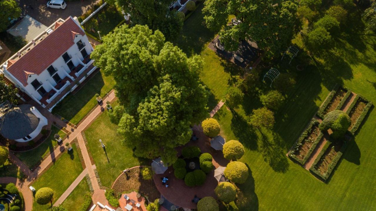 River Meadow Manor Centurion Exteriör bild