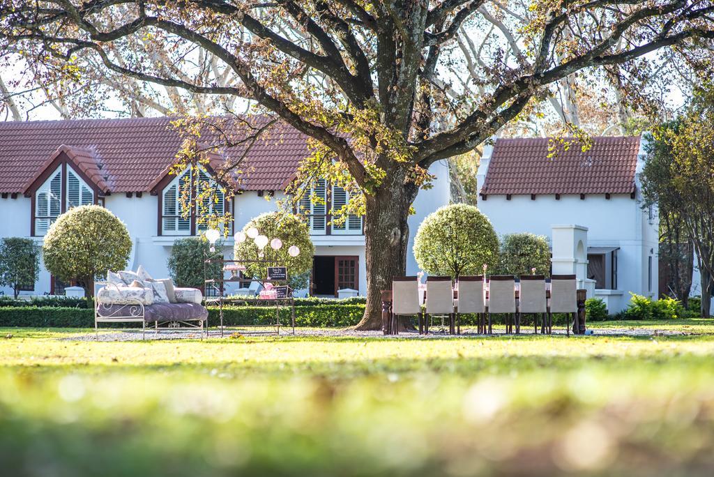 River Meadow Manor Centurion Exteriör bild