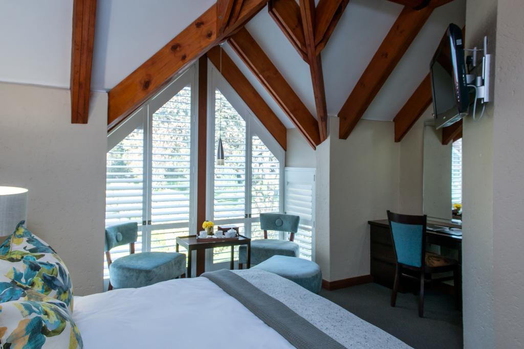 River Meadow Manor Centurion Exteriör bild